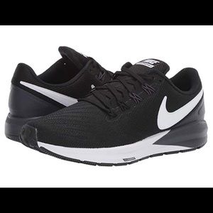 Women’s Nike Air Zoom Structure 22
